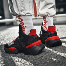 Load image into Gallery viewer, VYPER 'Jagged Jockey' R7X Sneakers