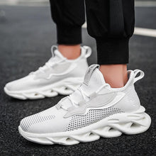 Load image into Gallery viewer, PHANTOM &#39;Aero Hawk&#39; X9X Sneakers
