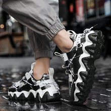 Load image into Gallery viewer, WIGWAG &#39;Wavy Maze&#39; X9X Sneakers
