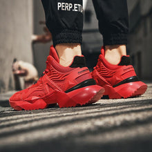 Load image into Gallery viewer, VYPER &#39;Jagged Jockey&#39; R7X Sneakers
