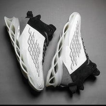 Load image into Gallery viewer, FALCON &#39;Chevron Legend&#39; X9X Sneakers
