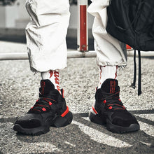 Load image into Gallery viewer, VYPER &#39;Jagged Jockey&#39; R7X Sneakers
