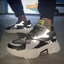 Load image into Gallery viewer, &#39;OXO HYPE&#39; Wave Runner Sneakers
