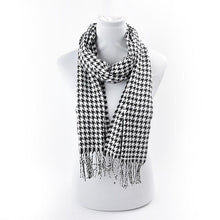 Load image into Gallery viewer, Cotton Plaid Scarf
