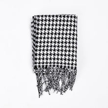 Load image into Gallery viewer, Cotton Plaid Scarf
